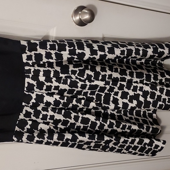 White house black market dress - Picture 3 of 6